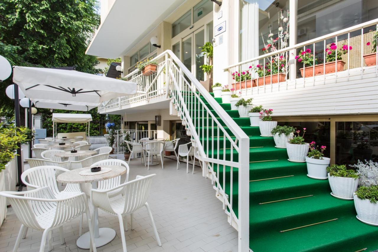 Hotel Puppi Cattolica Zewnętrze zdjęcie