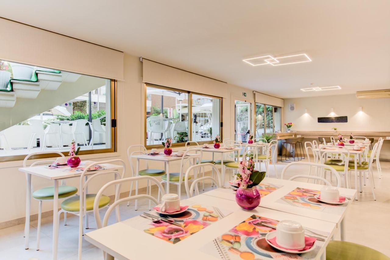 Hotel Puppi Cattolica Zewnętrze zdjęcie