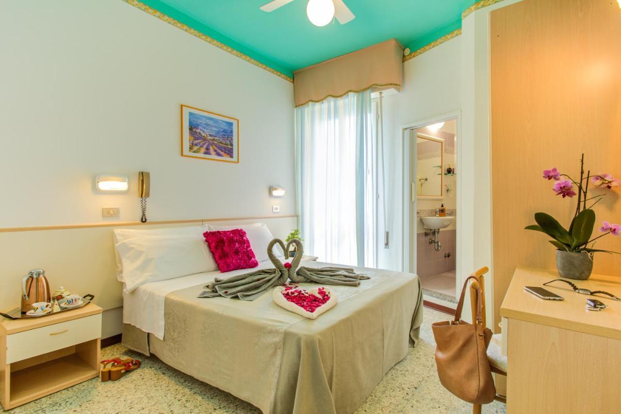 Hotel Puppi Cattolica Zewnętrze zdjęcie