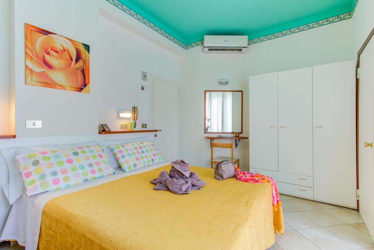 Hotel Puppi Cattolica Zewnętrze zdjęcie